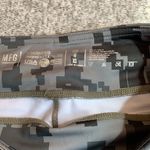 Iab MFG pixel camouflage shorts sz xs green Photo 4