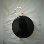 UNBRANDED FUN ROUND BLACK PATENT VEGAN LEATHER LOOK PURSE SILVER CHAIN Photo 1