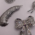Lot Of 5 Women’s Brooch Pins Photo 3