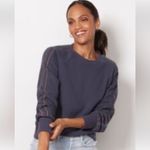 Evereve  Charlize Sweatshirt size XS Photo 3