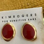 kim rogers  Earrings for Sensitive Ears Photo 0