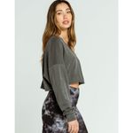 Full Tilt Tilly's V Neck Crop Sweatshirt Size XL in Gray Photo 1