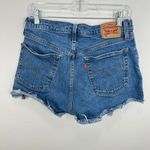 Levi Strauss & CO. Levi's 501 Denim Shorts Women's Size 30 Blue Frayed Hem Button Fly Classic Photo 3