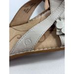 Born Women's Leather Flower Thong Sandals Slides Beige Size 9M Casual Comfort Tan Photo 4