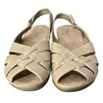 Wear Ever Jeannie Beige Comfort Weave Pattern Walking Slingback Sandals Sz 10M Photo 3