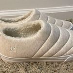 Hurley  Arlo Puff Cozy Cream Slip-On Sneakers size 8 Photo 2