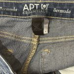 Apt. 9  Women’s Size 6 Bermuda Jean‎ Shorts Dark Wash Stretch Cuffed Denim Photo 6