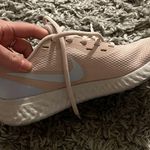 Nike Revolution 5 Women's Running Shoe - US Sizing 7.5 Barely Rose Photo 9