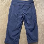L.L Bean Pants Womens 10 Navy Blue Nylon Capri Outdoor Hiking Zip Pockets High Photo 2