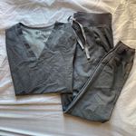 FIGS Gray Jogger Scrubs Photo 0