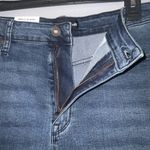 DKNY Blue Jean Shorts Classic Style High Waisted 7” Inseam Cuffed Size 14 NWT Photo 8