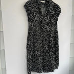 OAK + FORT Black and White Viscose V Photo 9