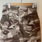 Urban Outfitters cropped camo cargo pants brown Photo 6