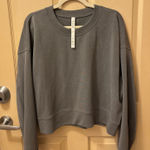 Lululemon  Perfectly Oversized Cropped Crew Softstreme 10 Gray Photo 0