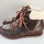 Sorel  Harlow Lace Cozy Bootie Burro Size 6.5 Outdoor Photo 3