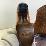 Circle G NIB  Shedron Embroidered Ankle Bootie Snip Toe Leather Cowgirl Tan 6.5 Photo 4