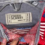 Free Planet NWT $32  Red American Flag Print Button Down S(4) Photo 7