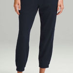 Lululemon  Soft Jersey Classic-Fit Mid-Rise Jogger
True Navy Photo 0