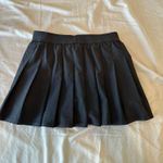 Alo Yoga ALO Varsity Tennis Skirt in Black Size Small ($74) Photo 2