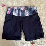 Lululemon  Run Shorty Short Zip Pocket Silicone Dots Luxtreme Shorts Size 4 Photo 1