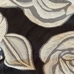 Who What Wear Women's Blouse Sz Medium Sleeveless Semi Sheer Rosebud Brocade Photo 7