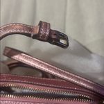 Kate Spade New York Glimmer Glitter Oval camera Bag Mitten pink Photo 6