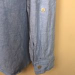 Orvis  Women’s Linen Blend Light Blue Mother of Pearl Button-Up Long Sleeve Shirt Photo 4