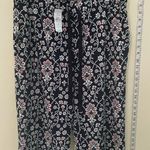 Loft NWT Ann Taylor  floral casual pants. Size : M Photo 3
