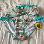 Body Glove  bikini small top xsmall bottoms Photo 0