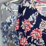 Gap Women’s Lightweight Floral Sweater Bundle Gray & Navy Long Sleeve Size Small Photo 1