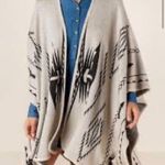 Francesca's FRANCESCA’S Mesquite Ruana Wrap Sweater Shawl Poncho OS Gray Blue Style #4455 Photo 3