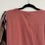 DKNY Women’s Large Rose Blouse Abstract Pattern Chiffon Balloon Short Sleeves. Photo 8