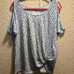 Democracy Blue Floral Cold Shoulder Shirt Woman’s Size XL Photo 0