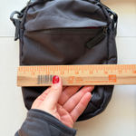 Columbia  Black Nylon Crossbody Bag Small Travel Everyday Pouch Photo 1