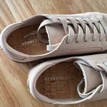 Kenneth Cole Kam Resource Women's Leather Walking Sneakers Shell Size 5 Eu 35. Photo 5