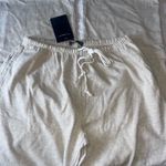 Brandy Melville AUTUMN TIE SWEATPANTS Photo 3