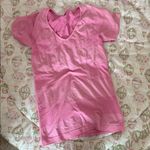 Lululemon Swiftly Tech V Neck Raspberry Glo Light Stripe Short Sleeve Tee Size 8 Photo 2