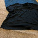 Halara NWT  black tee M Photo 2