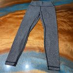 Lululemon  Fast and Free high rise Leggings size 6 patterned Photo 4