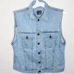 Liz Claiborne Vintage light wash denim vest size S Photo 0
