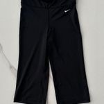 Nike Fit Dry ¾ Athletic Leggings Photo 0