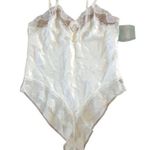 Delicates NWT Vintage Bridal Body Suit Teddy ivory size medium Photo 0