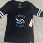 47 Brand Women's '47 Charlotte Hornets Basketball Baseball Style T Shirt NWT XL Photo 0