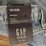 Gap NWT  BAGGY Super Wide Leg Mid Rise Fitted Waist Jeans Distressed Sz 16 / 33R Photo 2