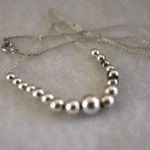 Source Unknown Vintage Exciting Silver Tone Delicate Link Chain Graduated Beads Choker Necklace Photo 0