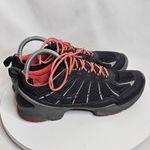 Ecco  Women's Size 8/39 Biom Running Shoe Black/Pink Athletic Sneakers Photo 1