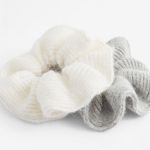 EXPRESS  Set of 2 sweater ponytail holder, scrunches Photo 1