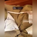 ZARA  Women’s Khaki Cropped Cargo Pants – Size M Photo 4