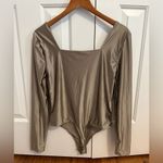 House of Harlow 1960 Bodysuit Square Neck Long Sleeve Gold Size M Photo 3