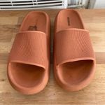 Cushionaire slides size 10, euro 40 Photo 1